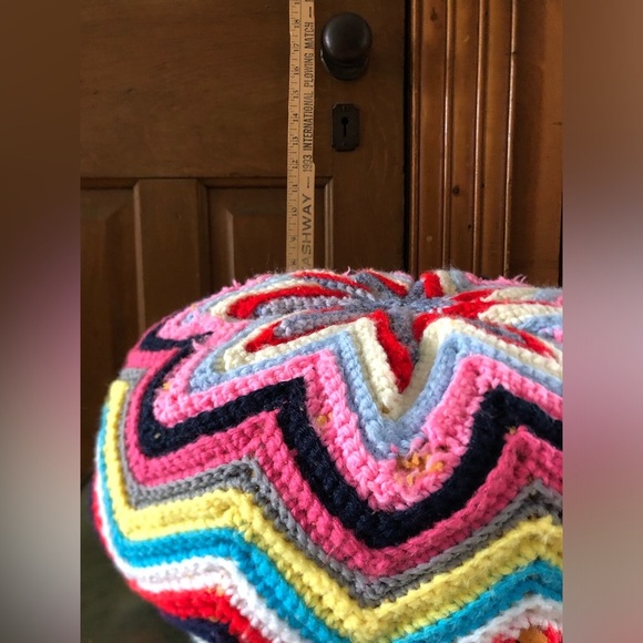 Vtg Hand Knit Multicolour Pouf Pillow - Picture 12 of 14